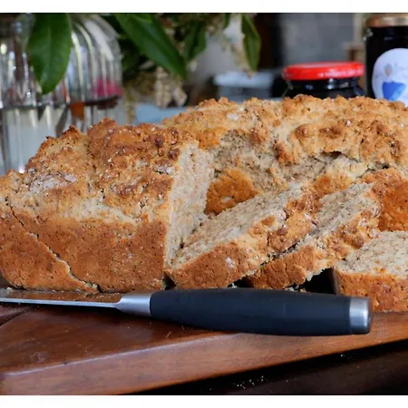 ベッド・アンド・ブレックファスト Cherrygarth *